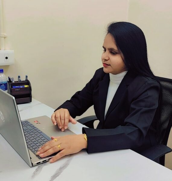 Advocate Khushboo Pathak